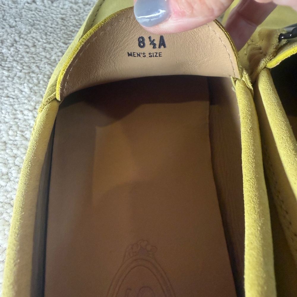Tod's Lemon Suede Men's Driving Loafers - Picture 16 of 16